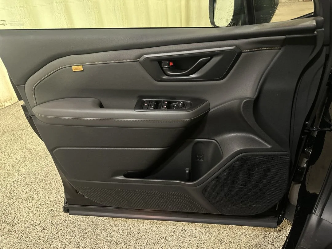 New 2026 Crystal Black Silica Subaru Wilderness image 18