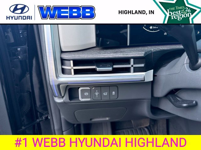 Used 2024 Phantom Black Hyundai Limited image 20