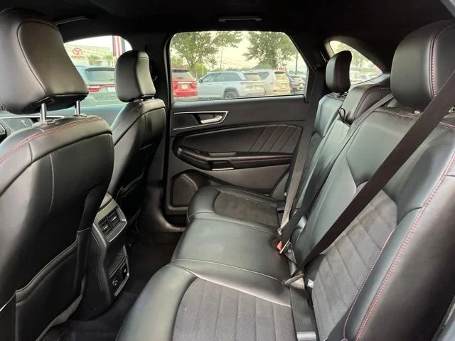 Used 2022 Black Ford ST Line image 12