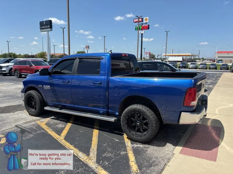 Used 2019 Blue Streak Pearlcoat Ram Big Horn image 3