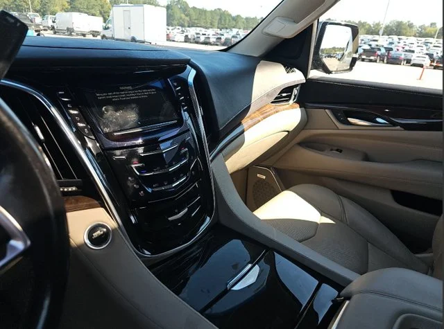 Used 2019 Gray Cadillac Premium Luxury image 11