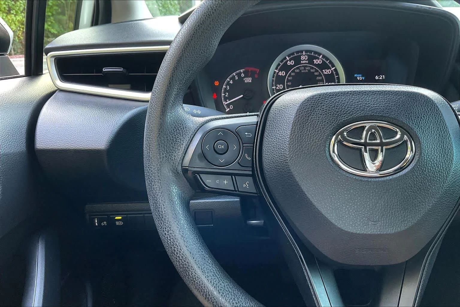 Certified Used 2022 Classic Silver Metallic Toyota LE image 23
