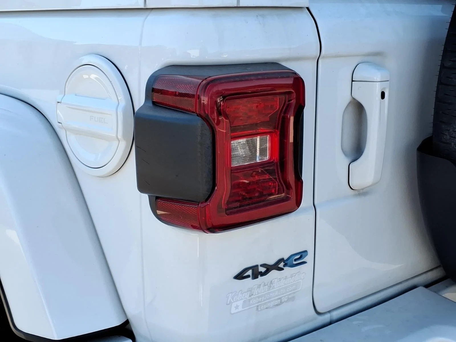 Used 2023 Bright White Clearcoat Jeep Sahara High Altitude image 17