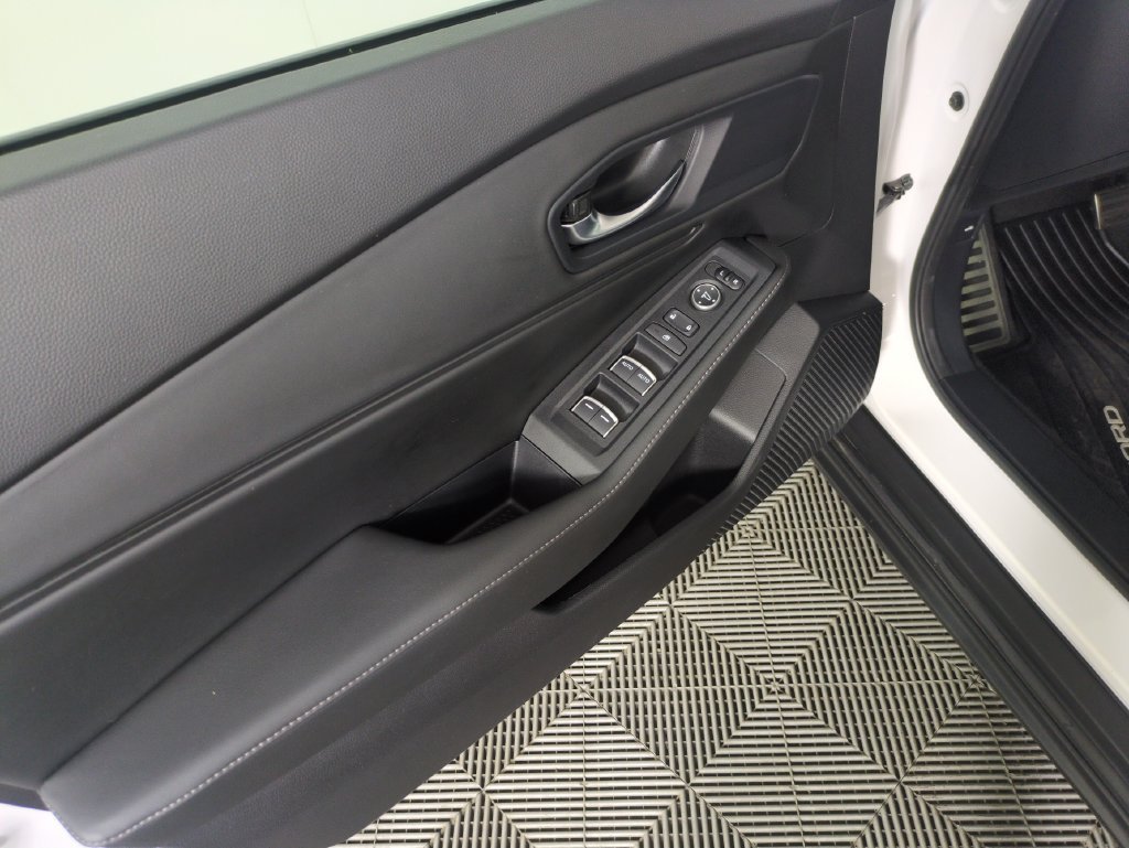 2025 Honda Accord Hybrid Sport - Photo 17