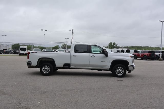 Used 2024  Chevrolet LT image 10