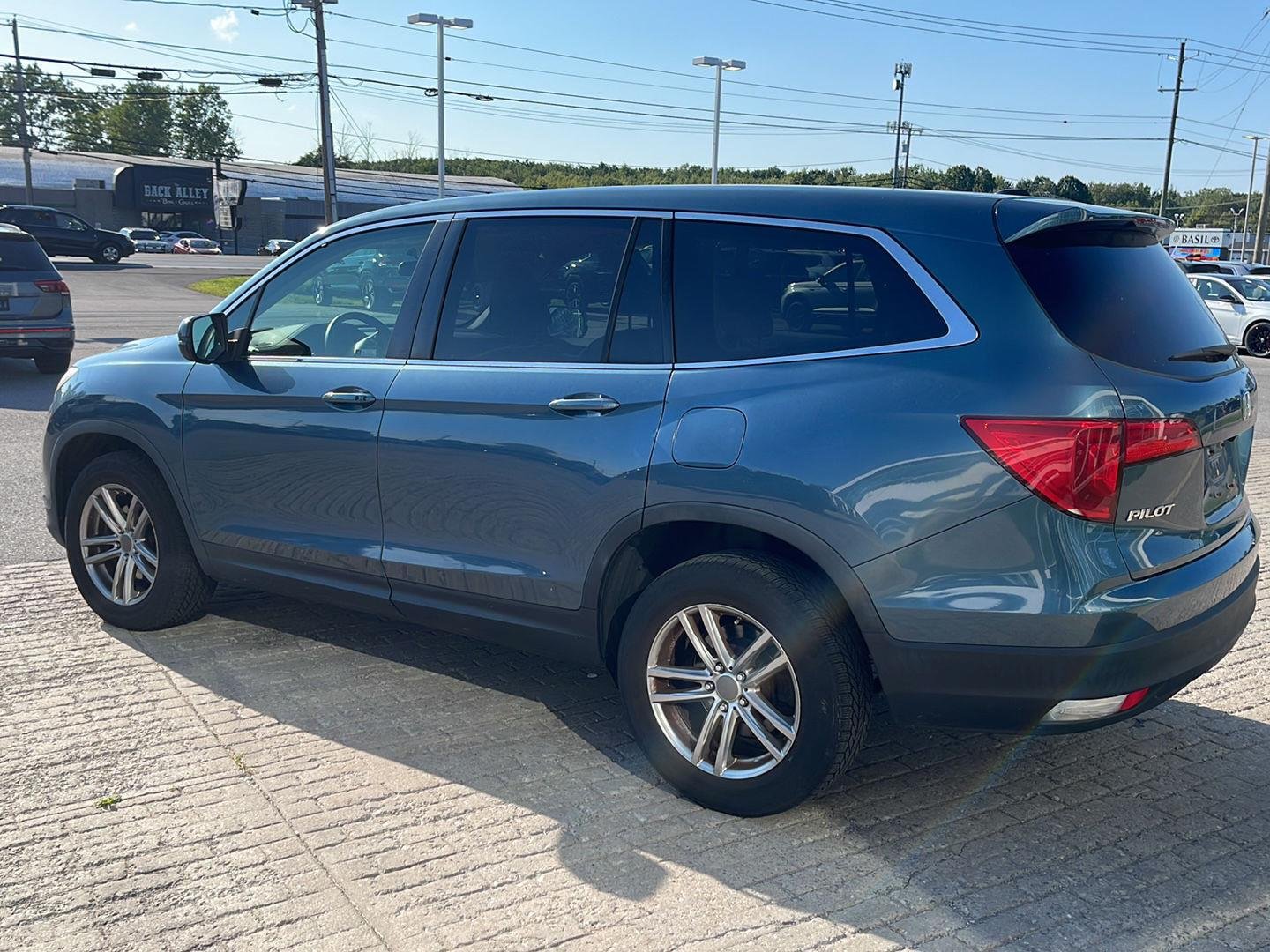 Used 2017 Steel Sapphire Metallic Honda EX image 5