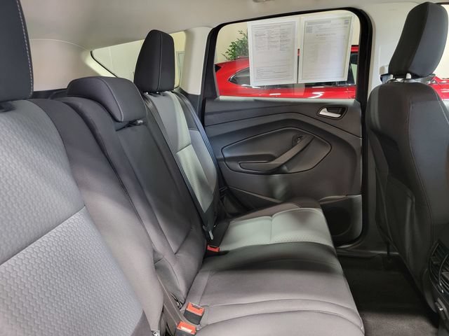 Used 2018 Red Ford SE image 14