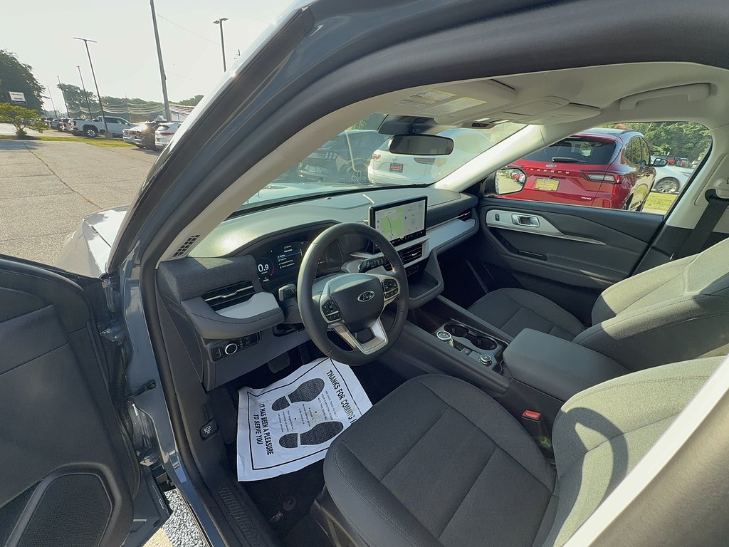 New 2026 Vapor Blue Metallic Ford Active image 12