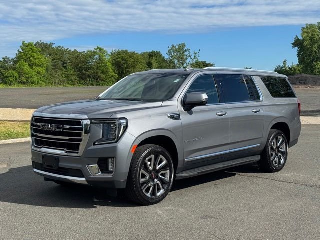 2021 GMC Yukon 4WD SLT's photo