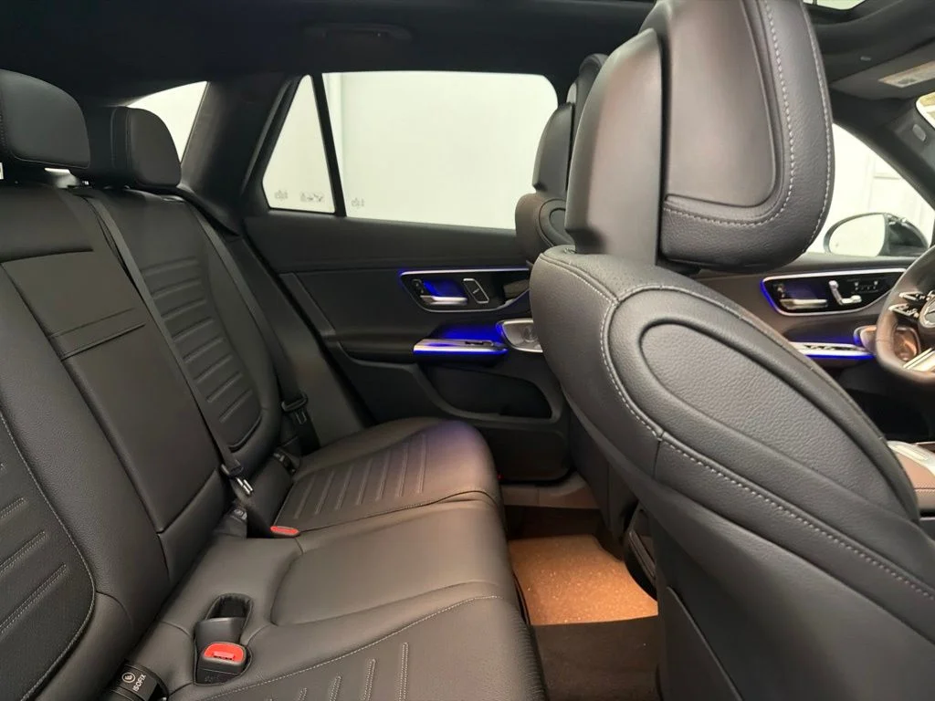 New 2026 Black Mercedes-Benz GLC 300 image 26