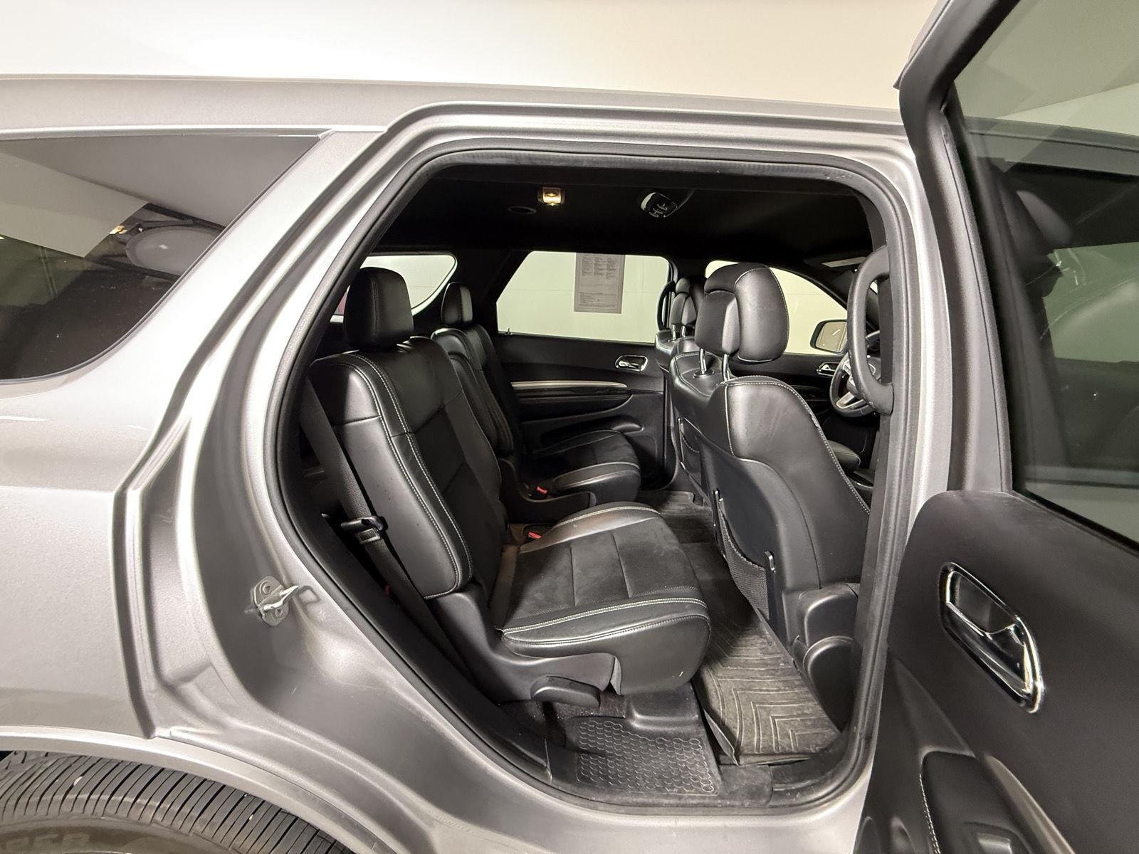 Used 2016 Billet Silver Metallic Clearcoat Dodge SXT image 14