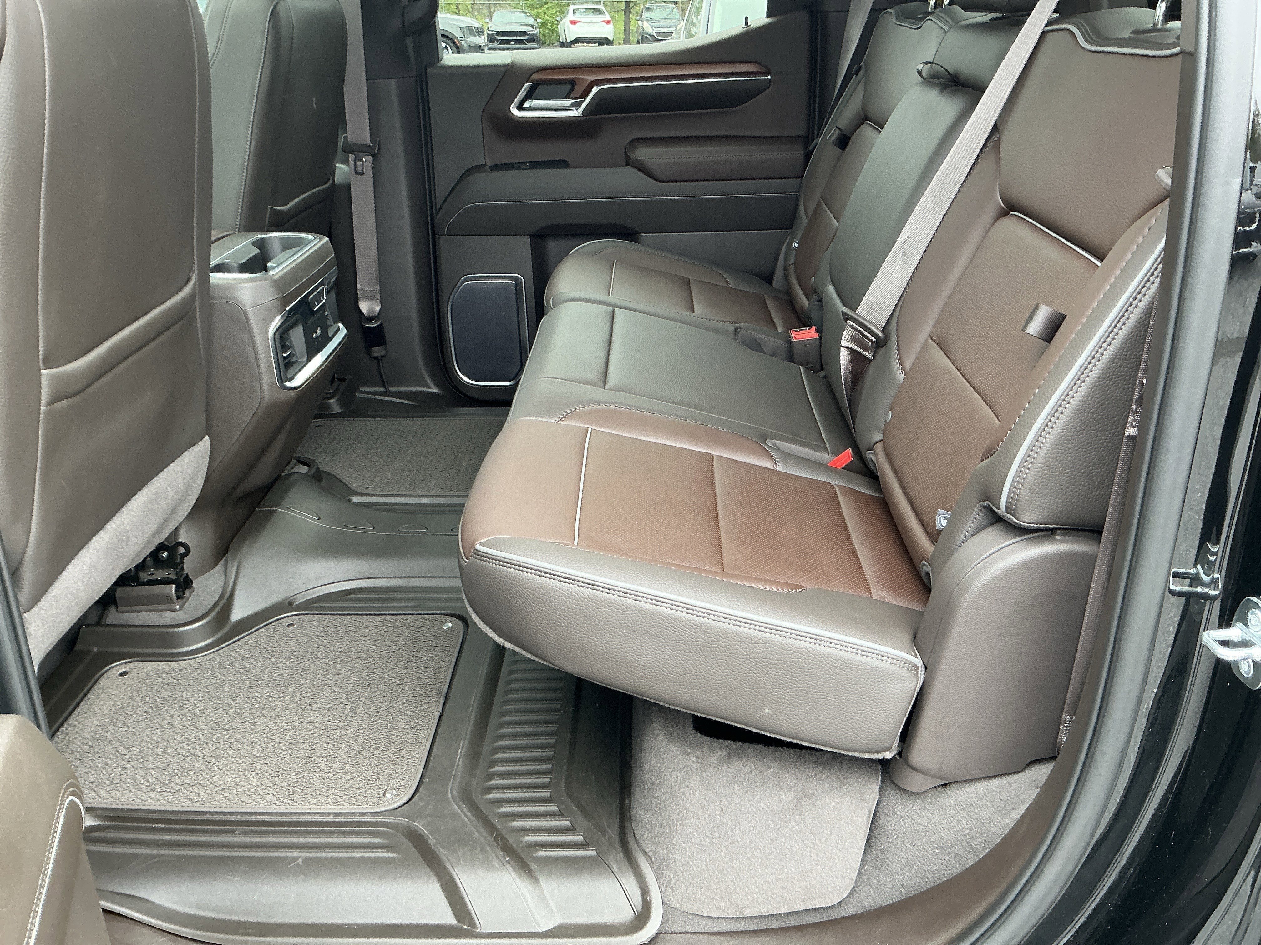 Used 2023 Onyx Black GMC Denali image 10
