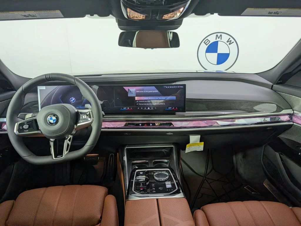 2026 BMW 7 Series 740i - Photo 18