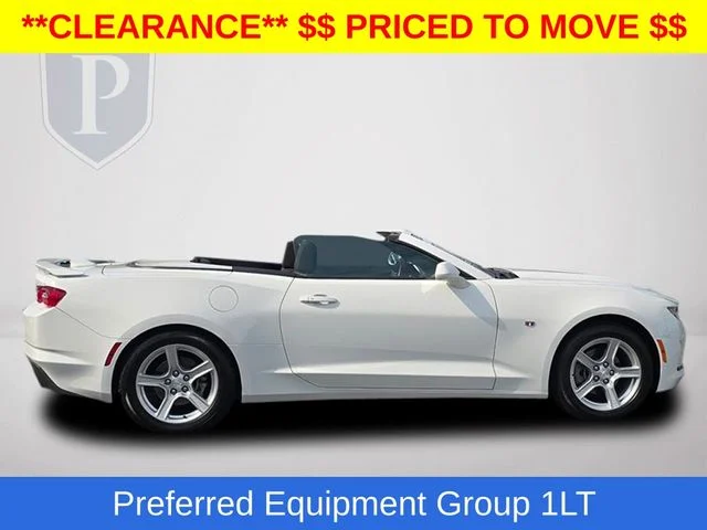 Used 2023 White Chevrolet 1LT image 5