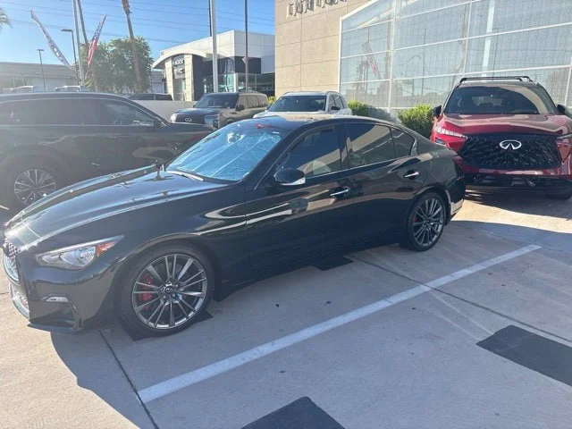 Used 2024 Black Opal Metallic INFINITI Red Sport 400 image 10