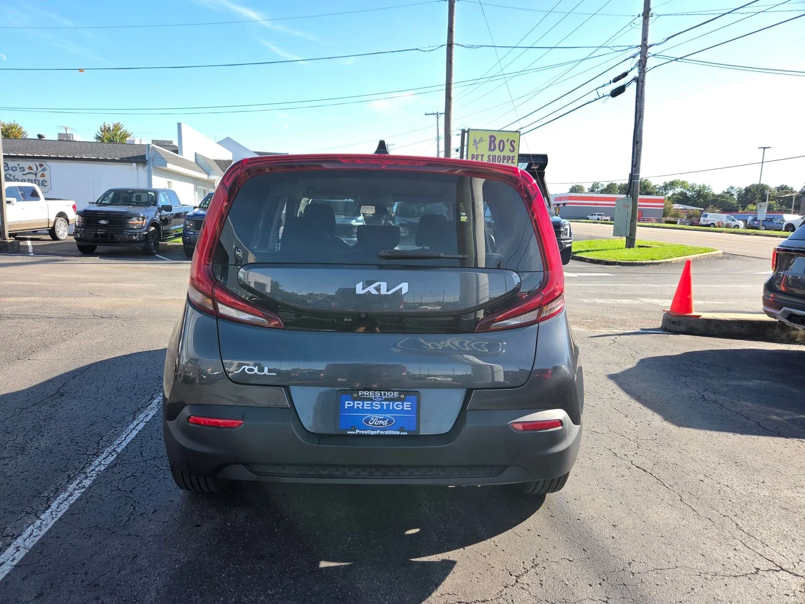Used 2022 Gray Kia LX image 4
