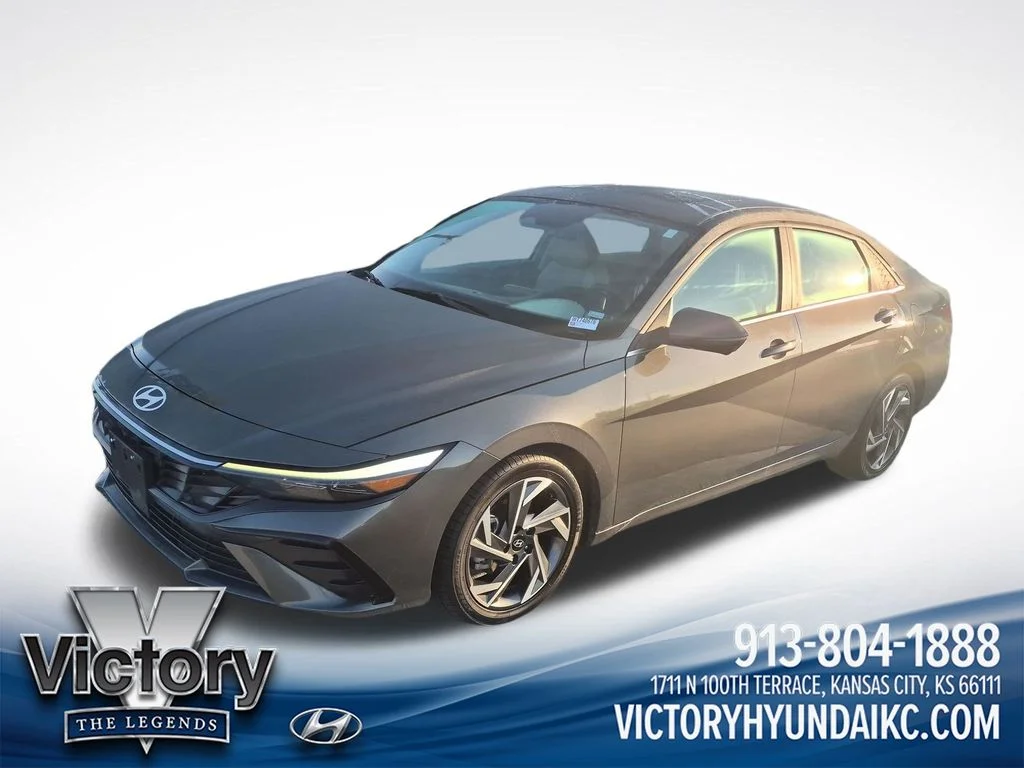 Used 2024 Gray Hyundai Limited image 1