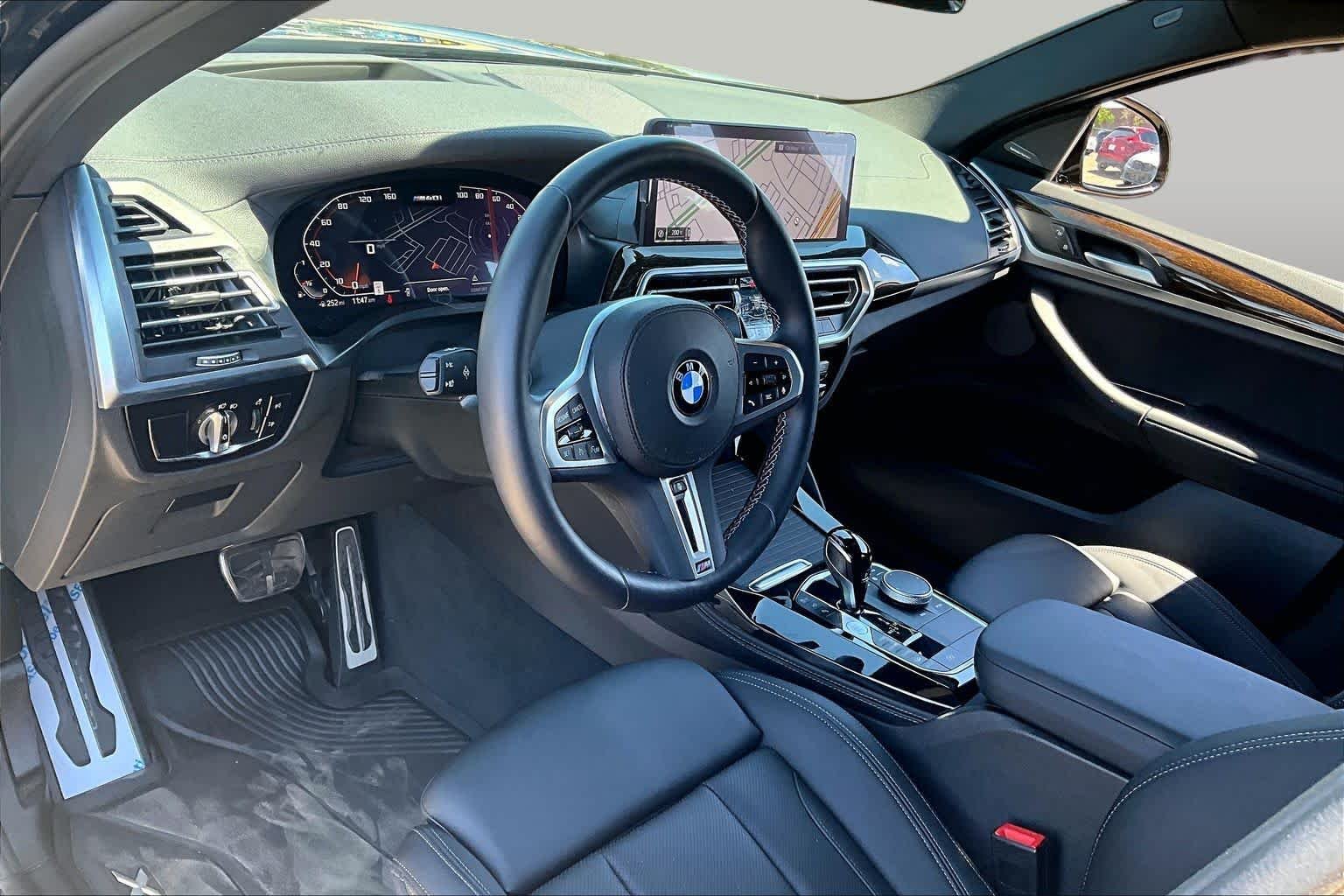 Certified Used 2023 Black Sapphire Metallic BMW M40i image 15