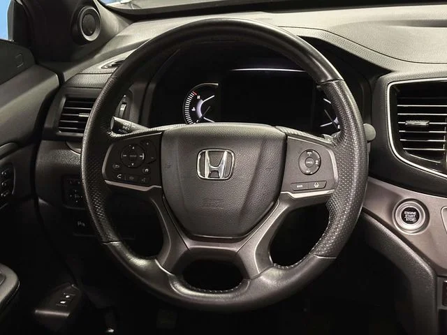 Certified Used 2023 Platinum White Pearl Honda AWD EX-L image 18