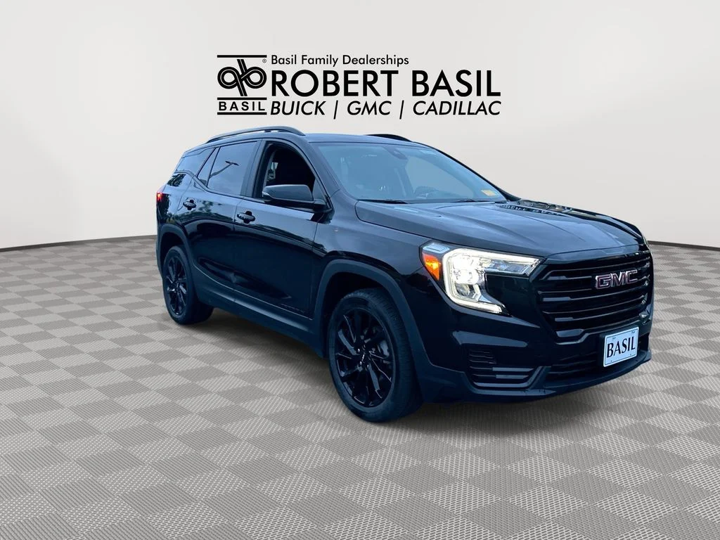 Used 2024 Black GMC SLE image 2