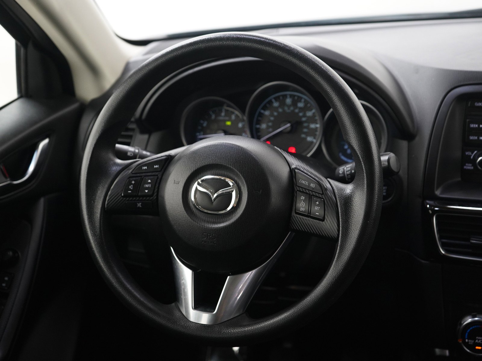 Used 2016 Sonic Silver Metallic Mazda Sport image 14