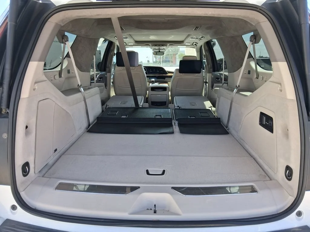 Used 2024 Crystal White Tricoat Cadillac Premium Luxury Platinum image 6