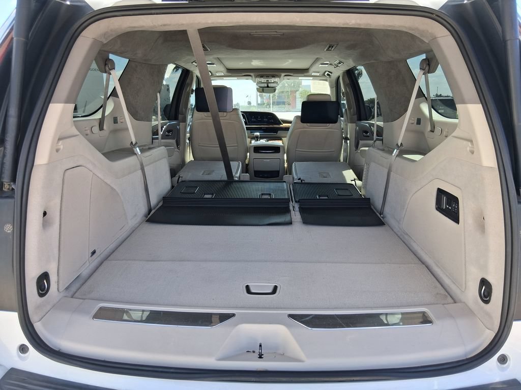 Used 2024 Crystal White Tricoat Cadillac Premium Luxury Platinum image 6