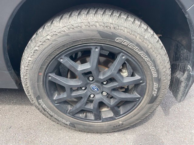 Used 2025 White Subaru Wilderness image 18