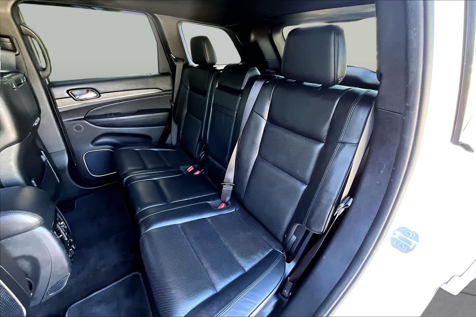 Used 2019 Bright White Clearcoat Jeep High Altitude image 21
