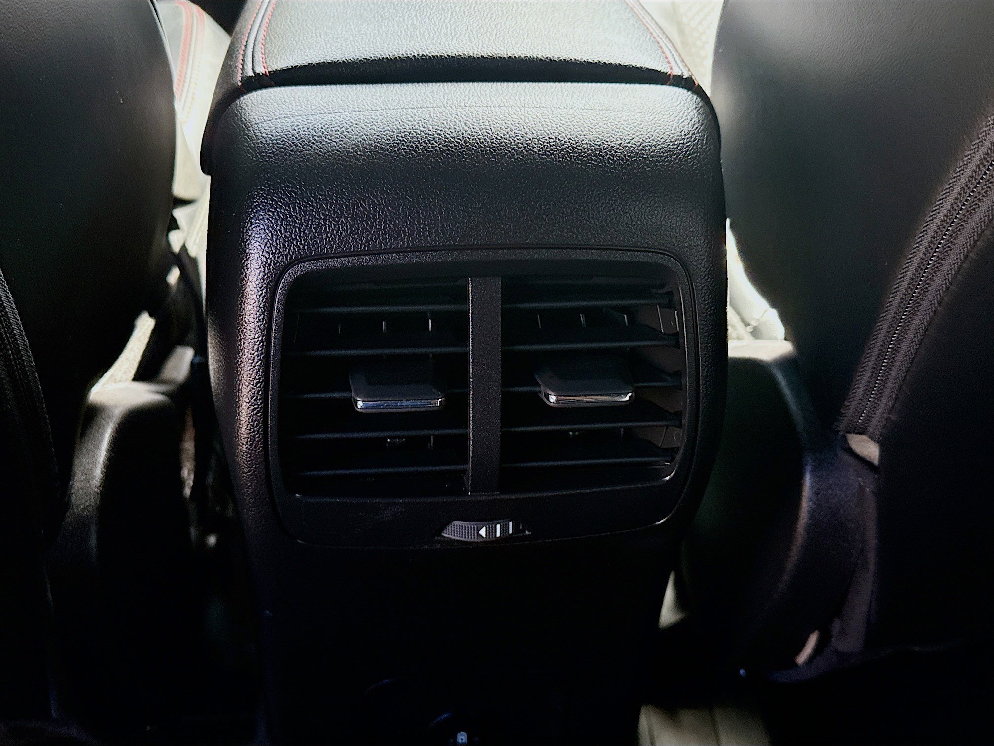 2023 Ford Escape ST-Line - Photo 21