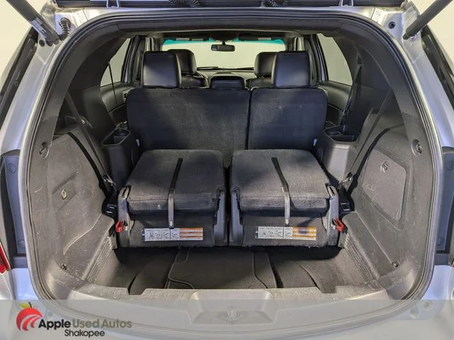 Used 2011 Silver Ford XLT image 10