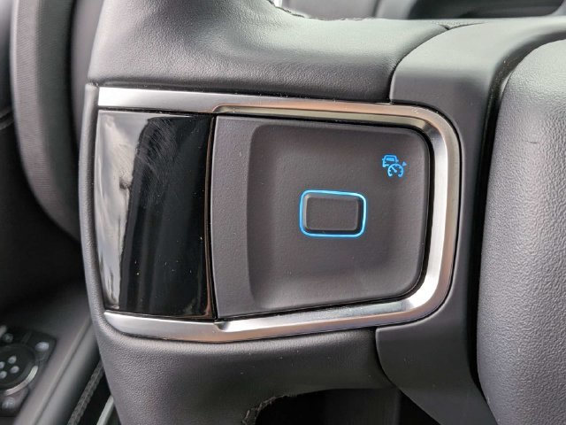 Used 2026 Silver Metallic Ford Platinum image 22