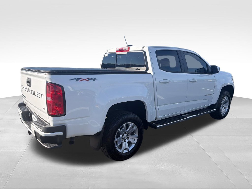 Used 2021 White Chevrolet LT image 5