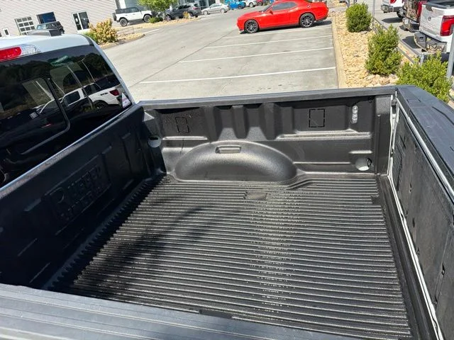 Used 2023 White Ford XLT image 10