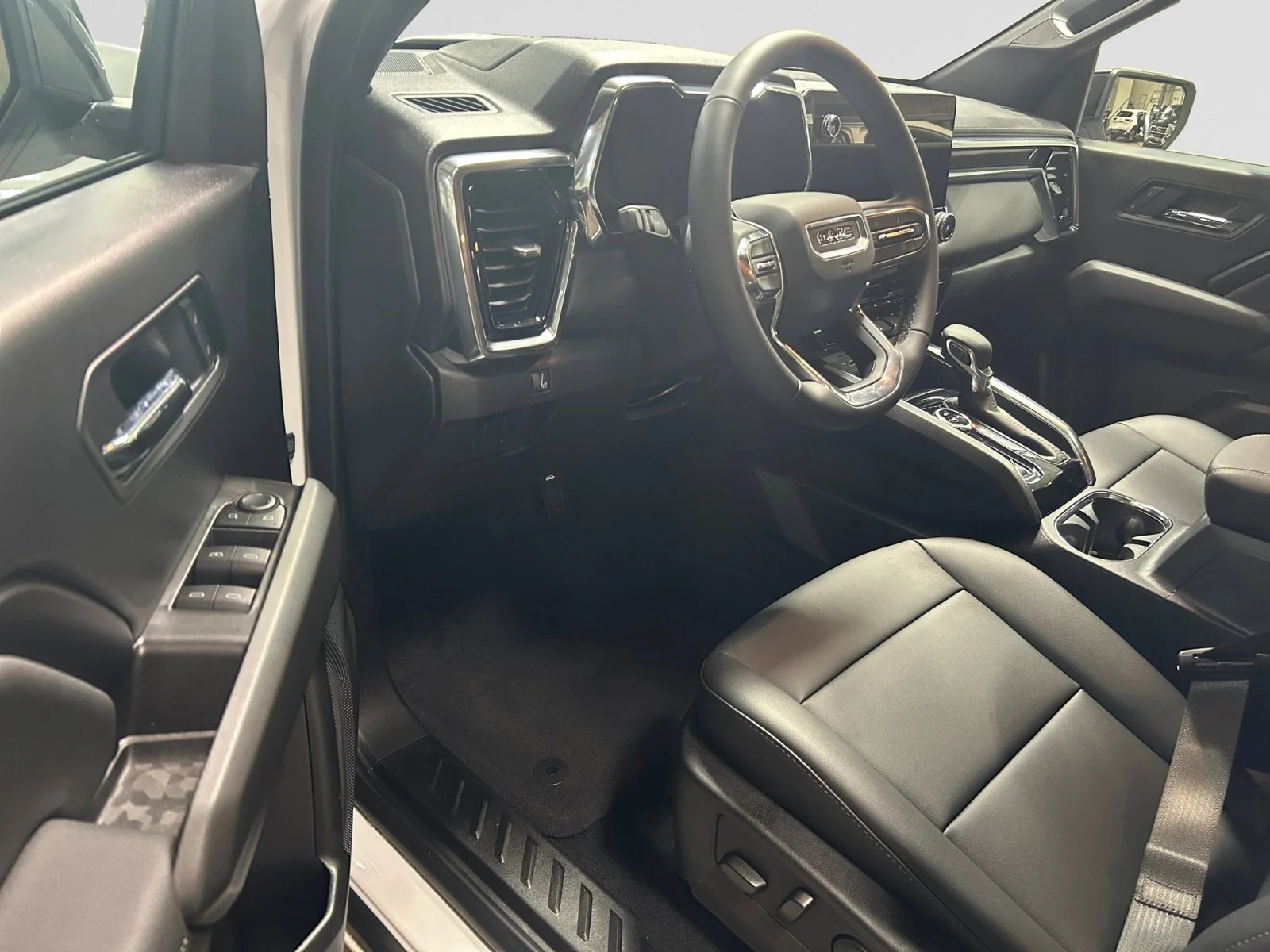 New 2026 Summit White GMC Elevation image 12