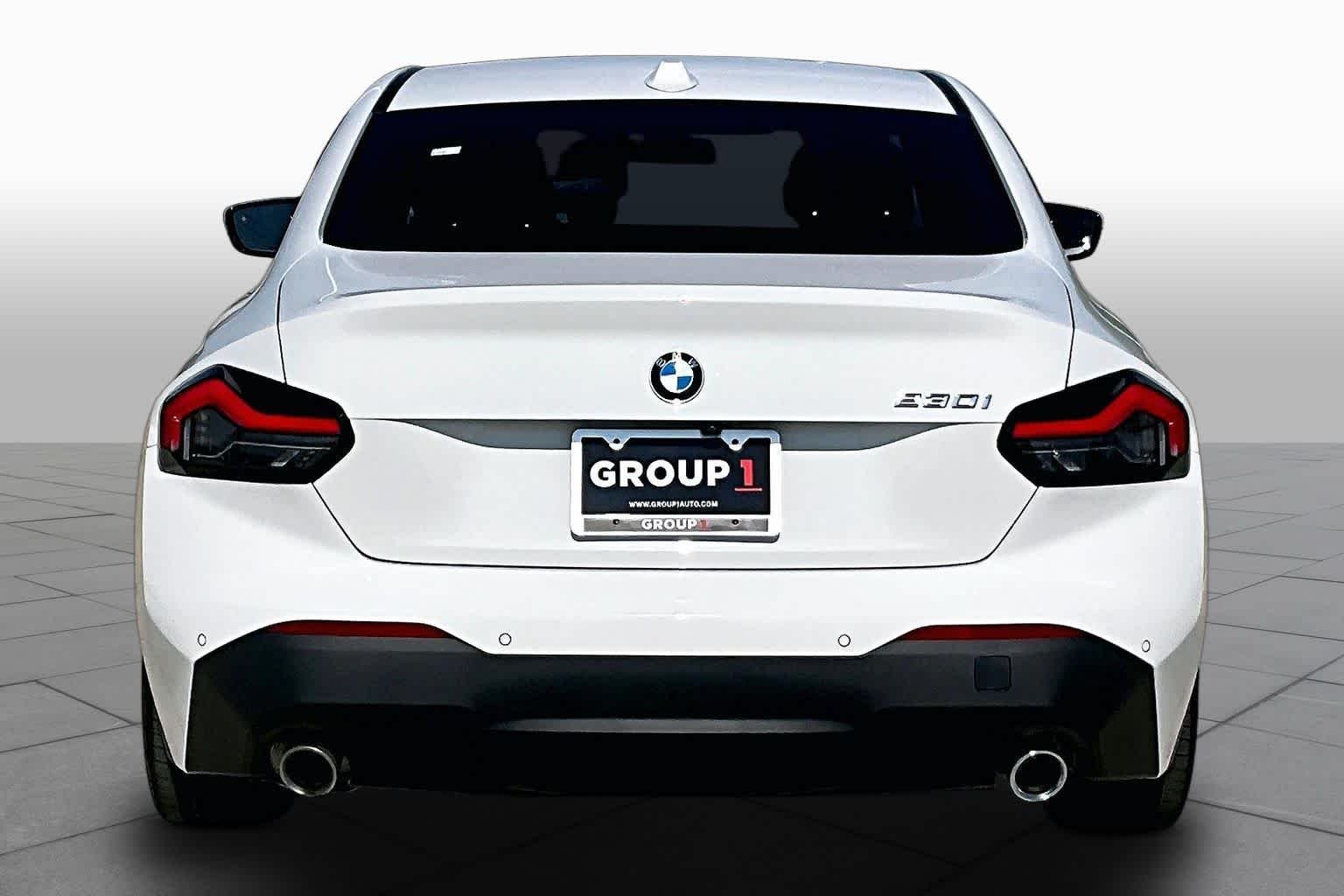 Used 2024 Alpine White BMW 230i image 4