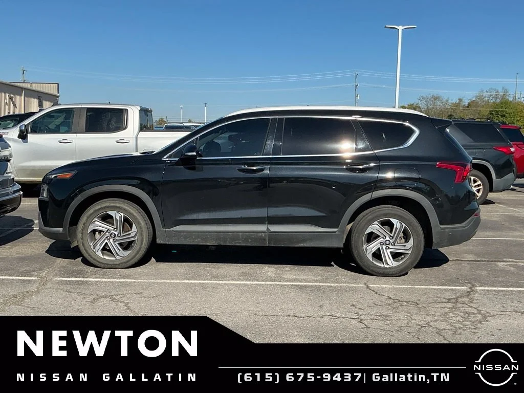 Used 2023 Twilight Black Hyundai SEL image 3