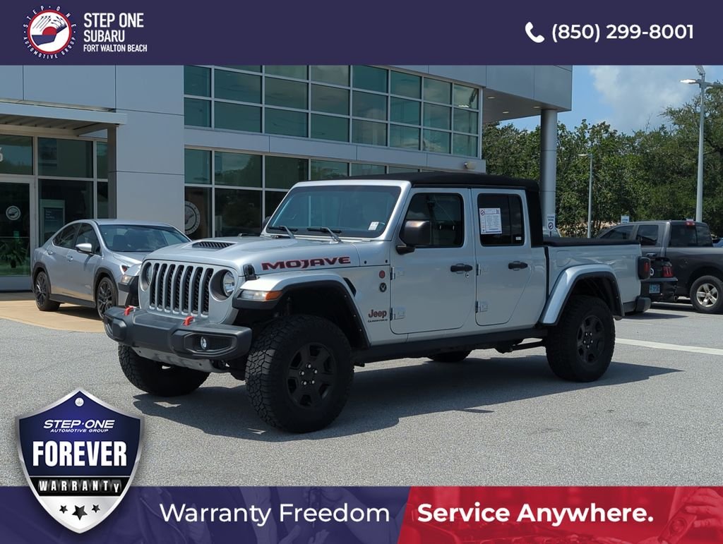 Used 2023 Silver Jeep Mojave image 1