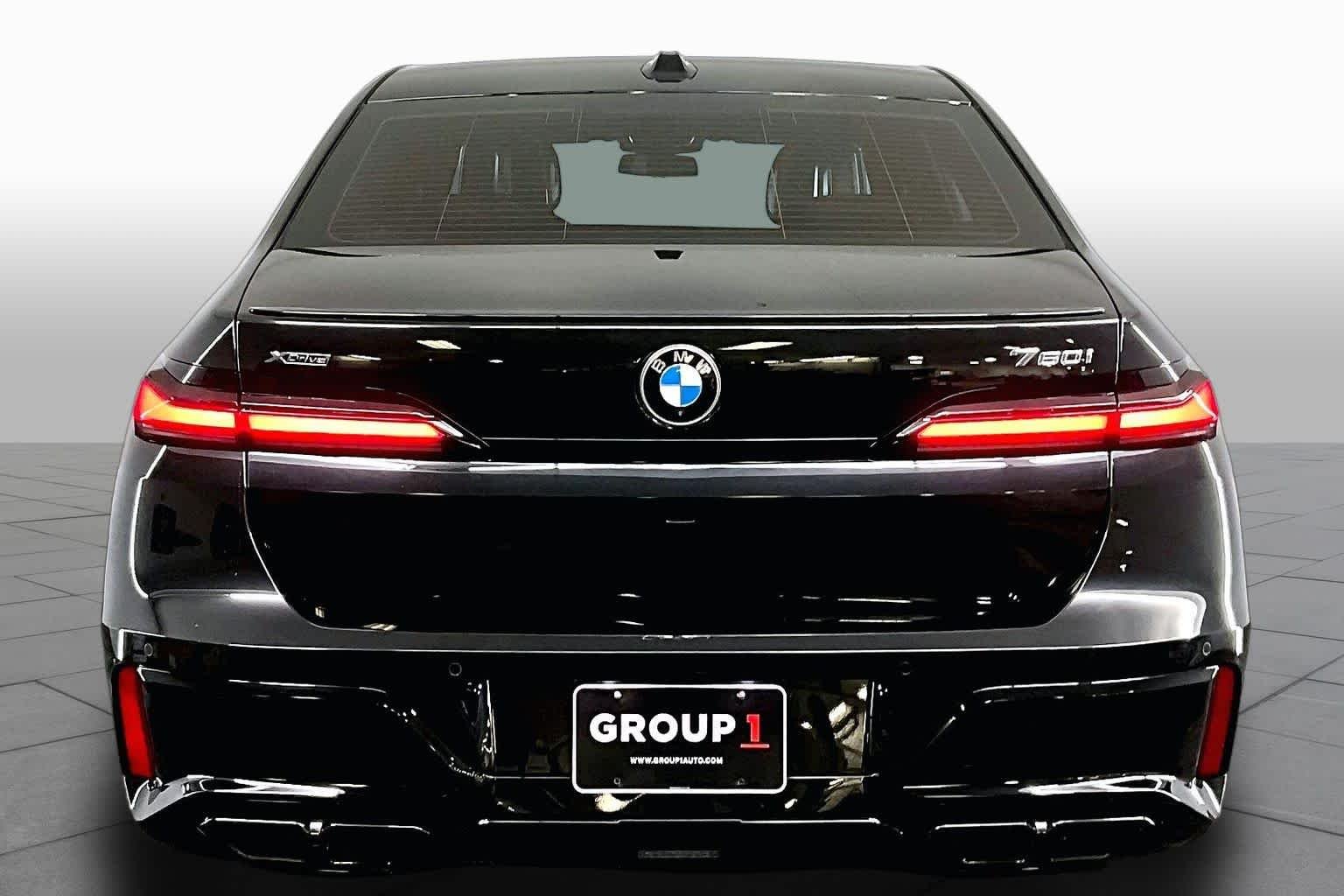 Used 2023 Black Sapphire Metallic BMW 760i xDrive image 5