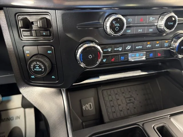 New 2026 Carbonized Gray Metallic Ford Platinum image 16