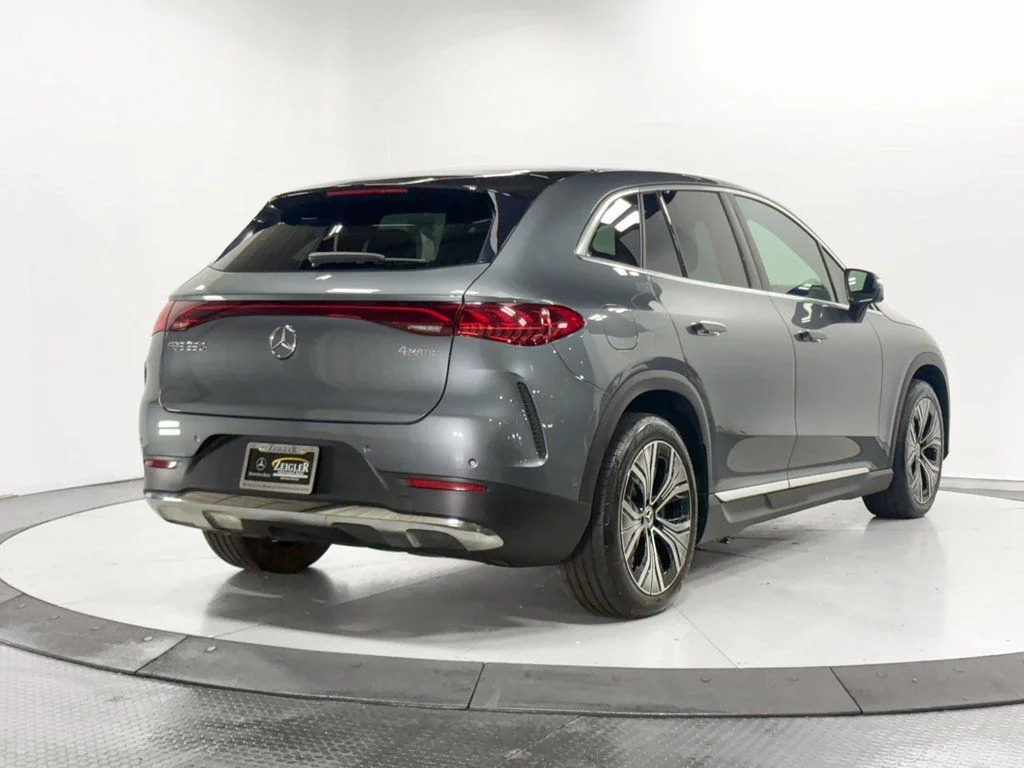 Used 2023  Mercedes-Benz 350 SUV image 34