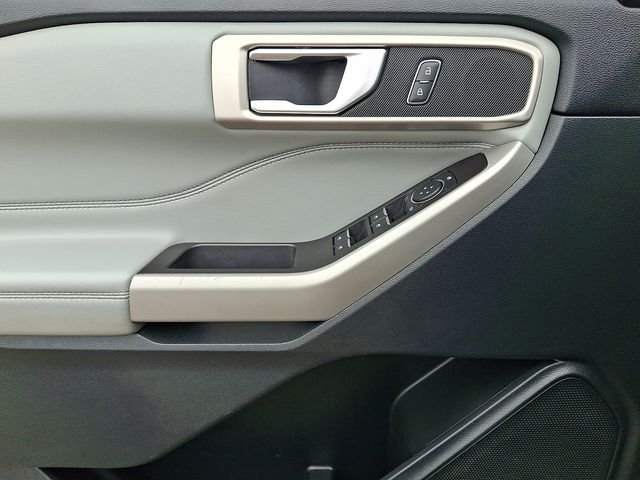 Used 2023 Gray Ford XLT image 13