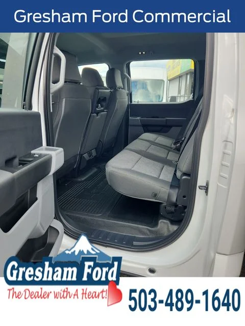 2026 Ford F-350 Super Duty Chassis Cab XL - Photo 11