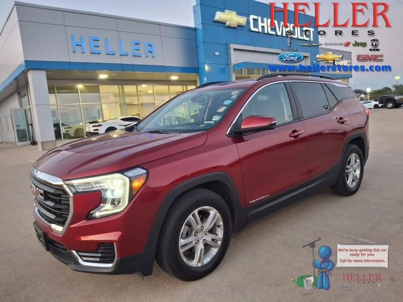 Used 2024 Volcanic Red Tintcoat GMC SLE image 1