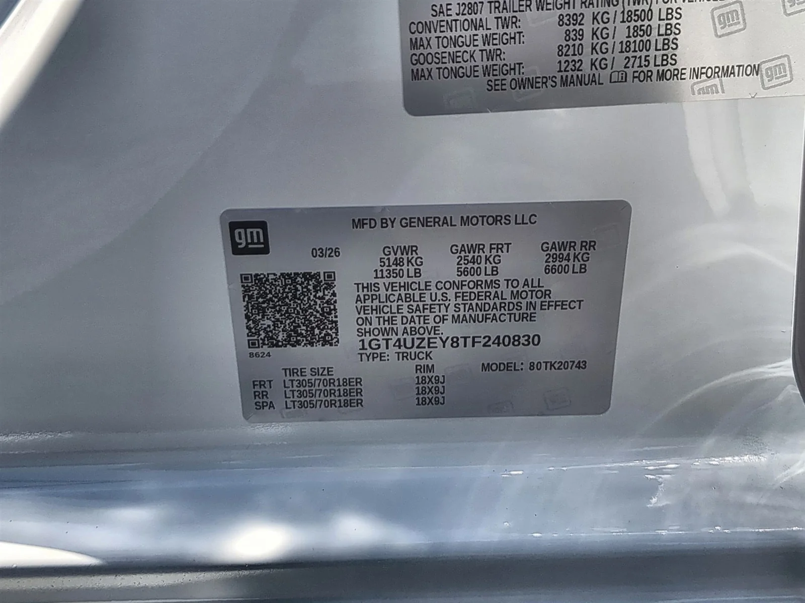 New 2026 Summit White GMC AT4X image 35