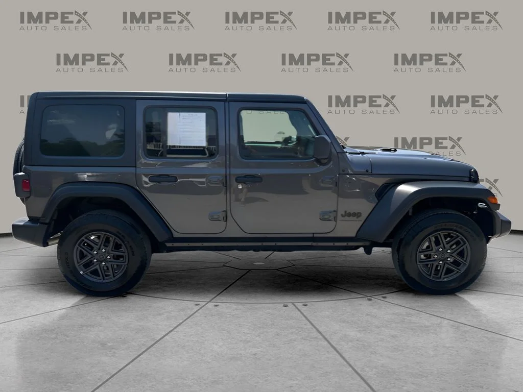 Used 2025 Gray Jeep Sport S image 6