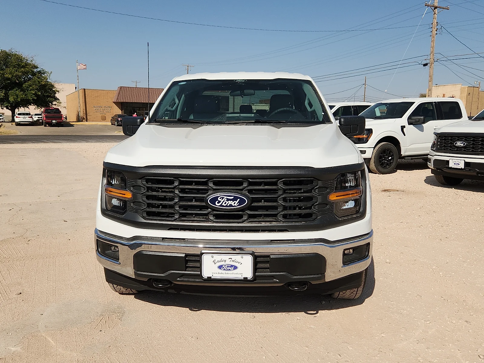 New 2026 Oxford White Ford XL image 2