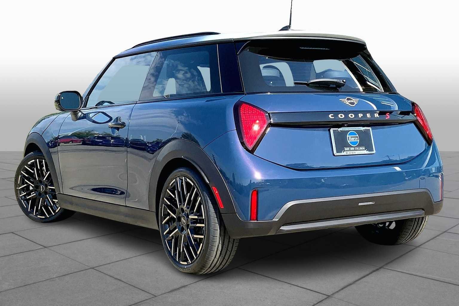 2026 MINI Hardtop 2 Door S - Photo 12