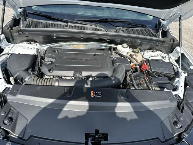 Used 2023 White Buick Essence image 20