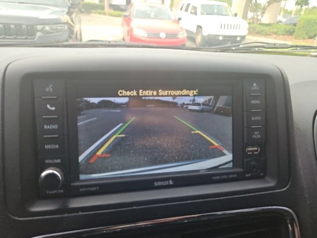 Used 2020 White Knuckle Clearcoat Dodge SE image 16